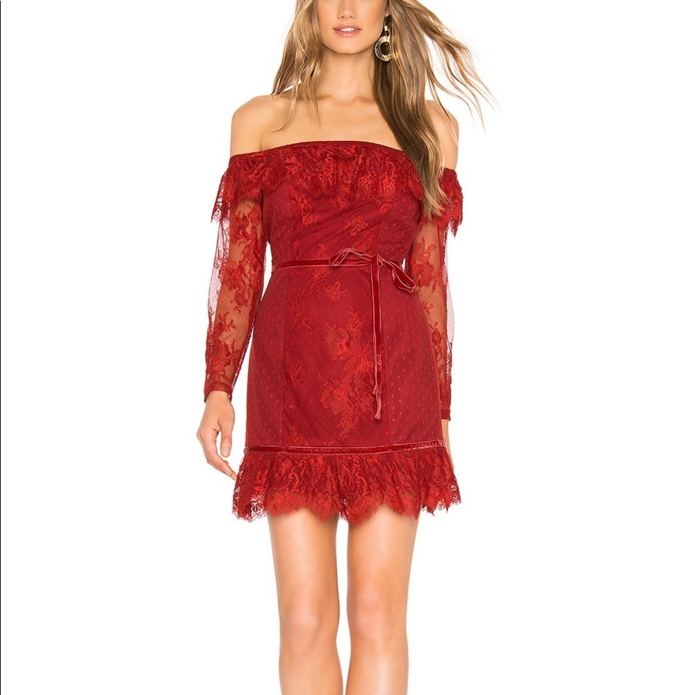 Lovers + Friends - Off the Shoulder Lace Dress